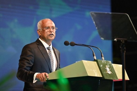 President Ibrahim Mohamed Solih speaks at an event held at Kalhuthuhkala Koshi on Tuesday (20 June 2023) to mark the 131st anniversary of the armed forces (Photo: President's Office)