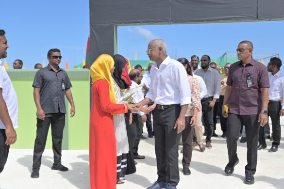 President Ibrahim Mohamed Solih greeted by residents during his visit to Kolhufushi, Meemu Atoll (Photo: President's Office)