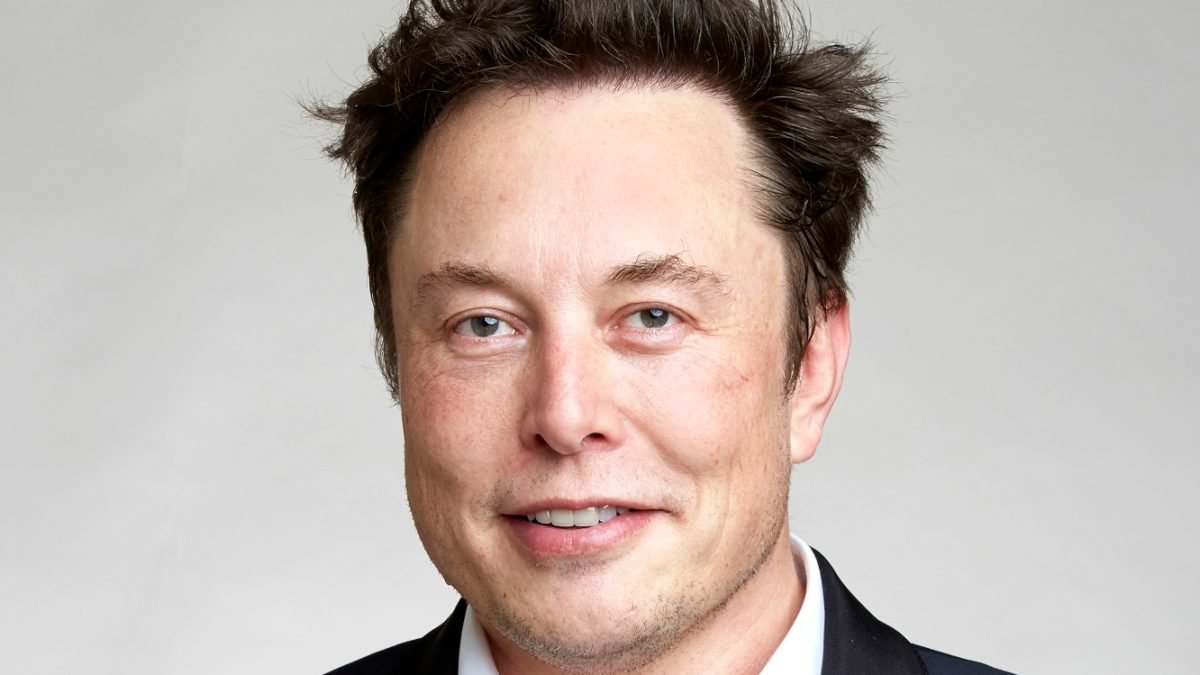 Elon Musk Launches xAI to Challenge OpenAI’s Dominance