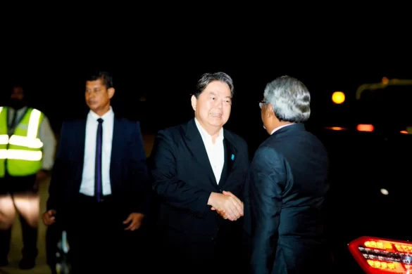 Japanese Foreign Minister Hayashi Yoshimasa seen off at Velana International Airport by State Minister for Foreign Affairs Ahmed Khaleel and senior foreign ministry officials on Sunday (Photo: MoFA)