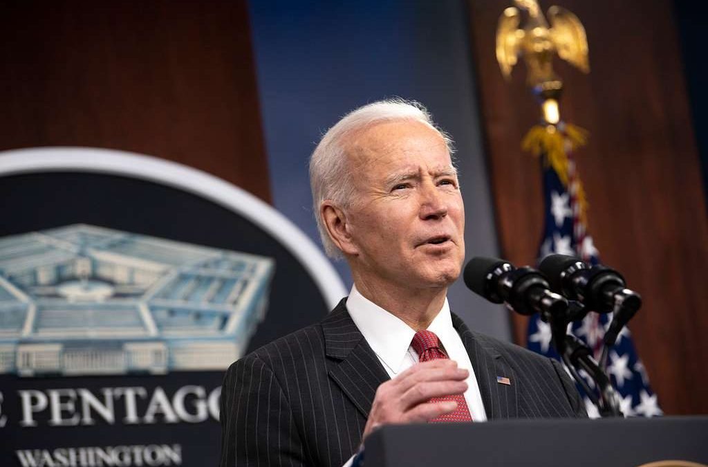 Biden to Sign Executive Order to Limit US Tech Investments in China