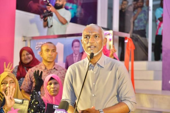 PPM-backed PNC presidential candidate, Dr. Mohamed Muizzu, speaks at the opening of a campaign office in Henveiru ward of Malé on Wednesday, September 6, 2023.(Photo: PPM)