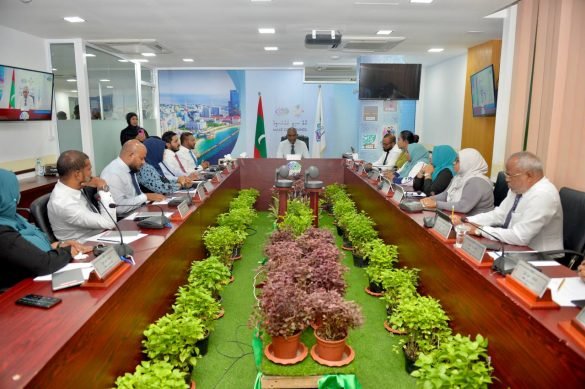 President-elect and current Male' City Mayor Dr Mohamed Muizzu presides over Male' City Council's 119th official meeting on Wednesday, 4 October 2023. (Photo: X/@MaleCitymv)