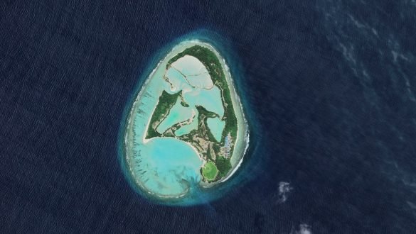 Nalandhoo Island, Shaviyani Atoll, Maldives. (Image: Google Earth)