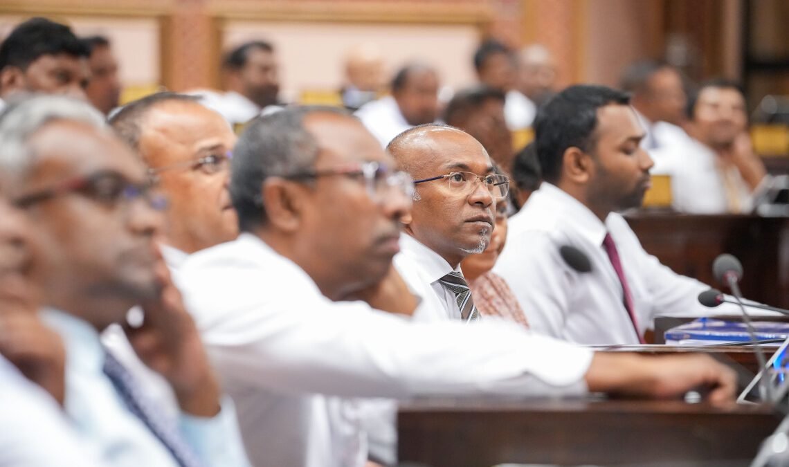 Parliament Delays Vote on New Cabinet