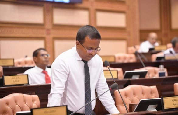 Baarashu MP Ahmed Abdulla presents an emergency motion on the Parliament floor on Wednesday, 6 December 2023, demanding clarification on the Indian military presence in the Maldives. | Photo: People's Majlis