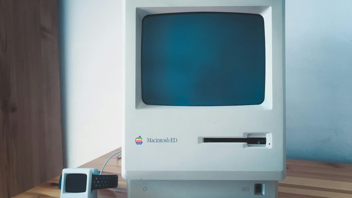 Apple’s Original Macintosh 128K Celebrates 40th Anniversary