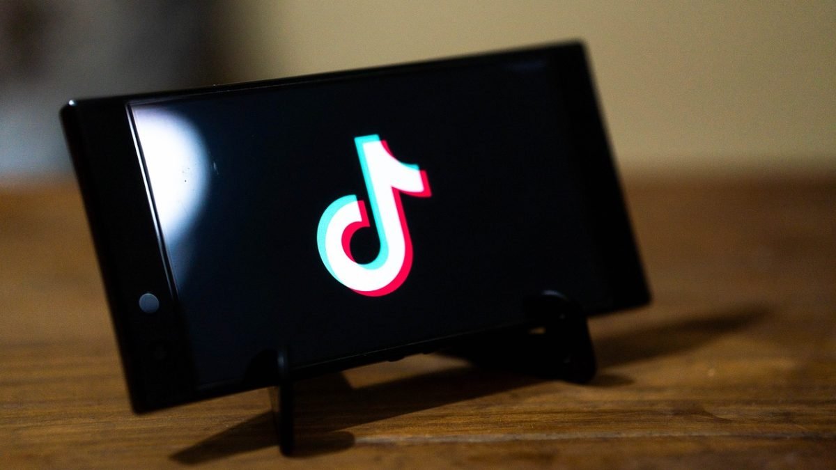 Tech Transparency: TikTok to Label AI-Generated Content