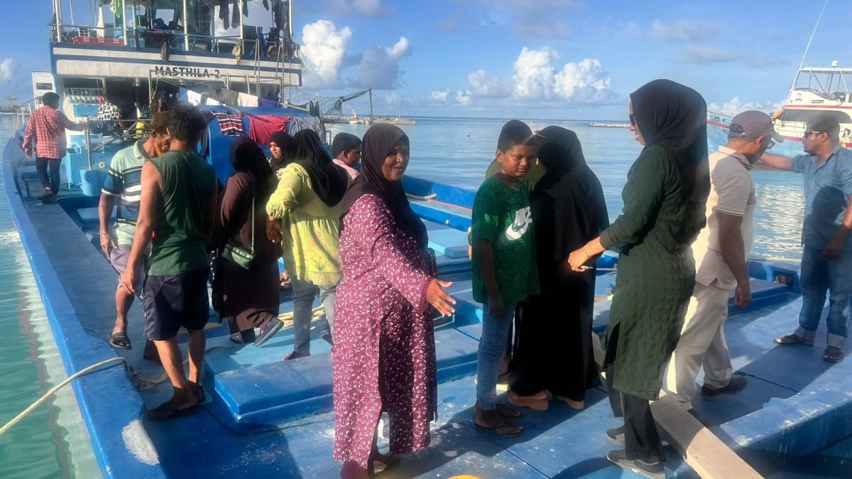 Fishermen’s Families Join Protests in Addu City, Intensifying Demands for Overdue Payments