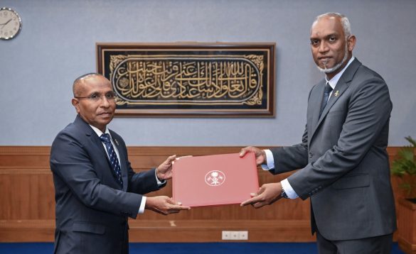 President Mohamed Muizzu appointed Former Vice President of the Election Commission, Ismail Habeeb, as a member of the Human Rights Commission of the Maldives (HRCM) on Sunday, 8 September 2024. | Photo: The President's Office