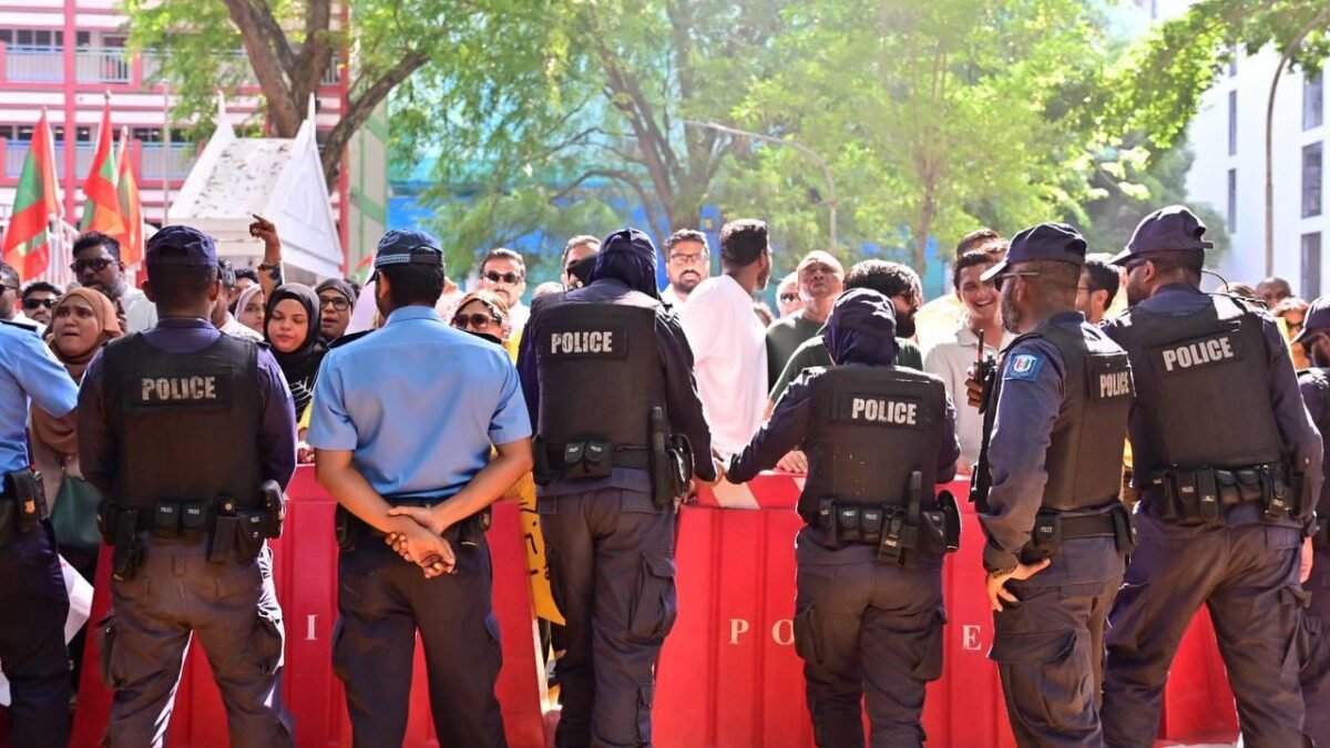 MDP Protests Inside and Outside Parliament During Presidential Address