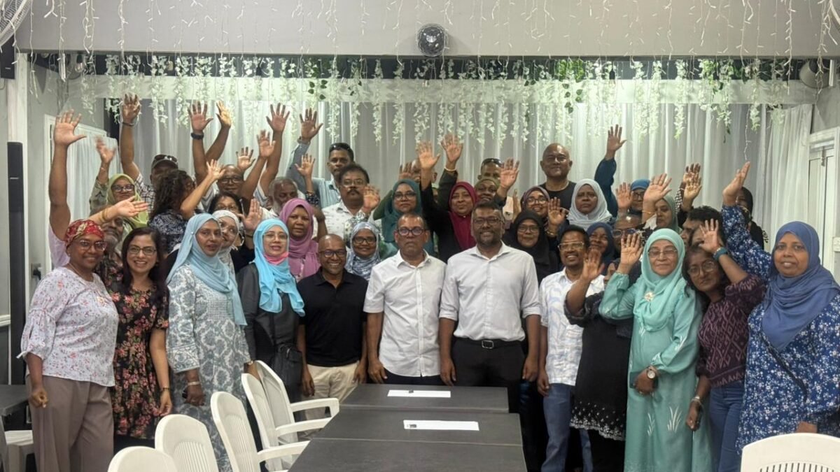 Nasheed, Fayyaz Meet Amid Talk of Reunion, 2028 Presidential Bids