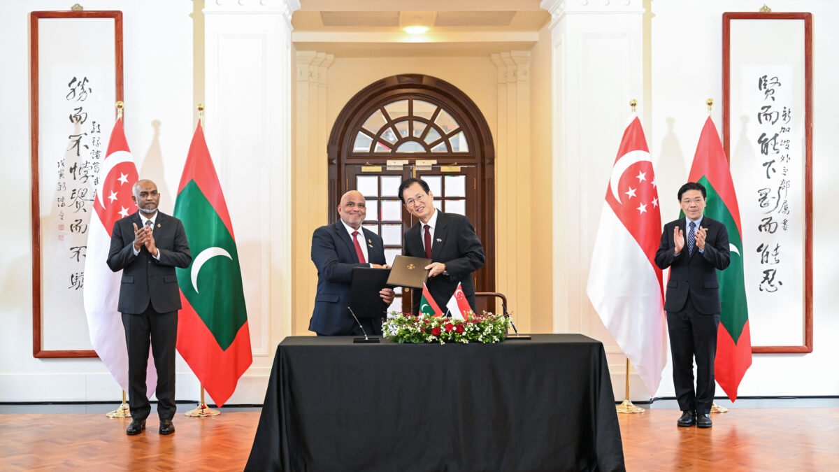 Maldives, Singapore Sign Agreements to Strengthen Cooperation