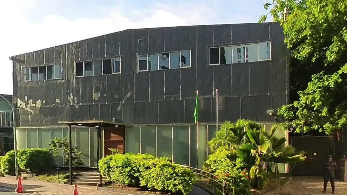 19-Year-Old Remanded After Climbing Roof of Saudi Embassy in Malé