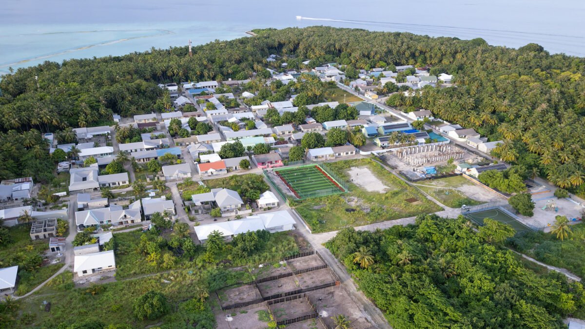 Man Files Civil Suit to Recover iPhone Given as Part of Marriage Agreement